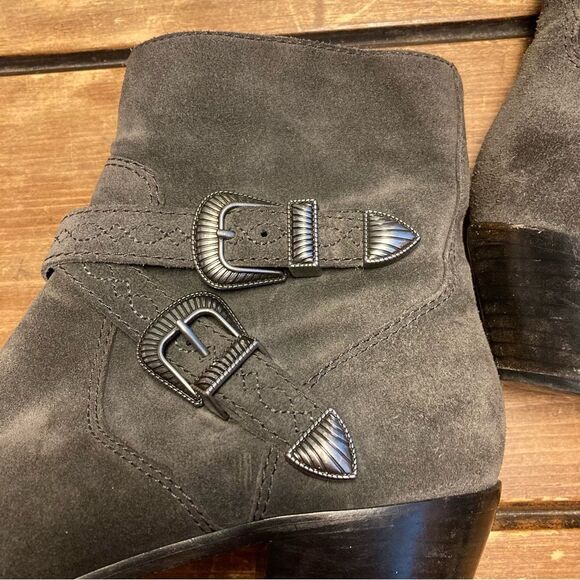 Frye Ellen Buckle Short Booties Gray Suede Leather Size 7 Harness - Picture 5 of 10